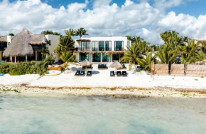 Beach House Tankah Bay